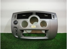 Recambio de rejilla aireadora para renault scenic ii confort dynamique referencia OEM IAM A8200140713 A8200140713 D8200140724