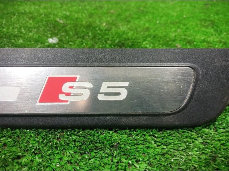 Recambio de moldura para audi s5 cabriolet (8f7) referencia OEM IAM 8T0853373 8T0853373 8T0853373