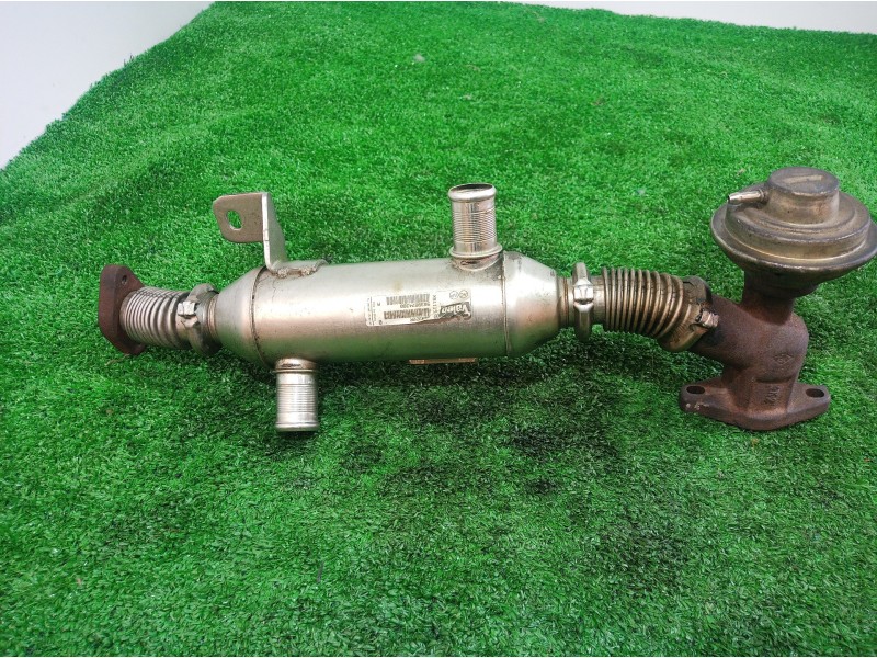 Recambio de enfriador egr para peugeot 307 (s1) referencia OEM IAM 869922R 869922R 9639874380