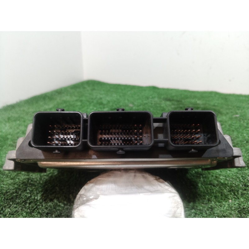 Recambio de centralita motor uce para citroën c4 picasso business class referencia OEM IAM 9664617680 9664617680 0281012981