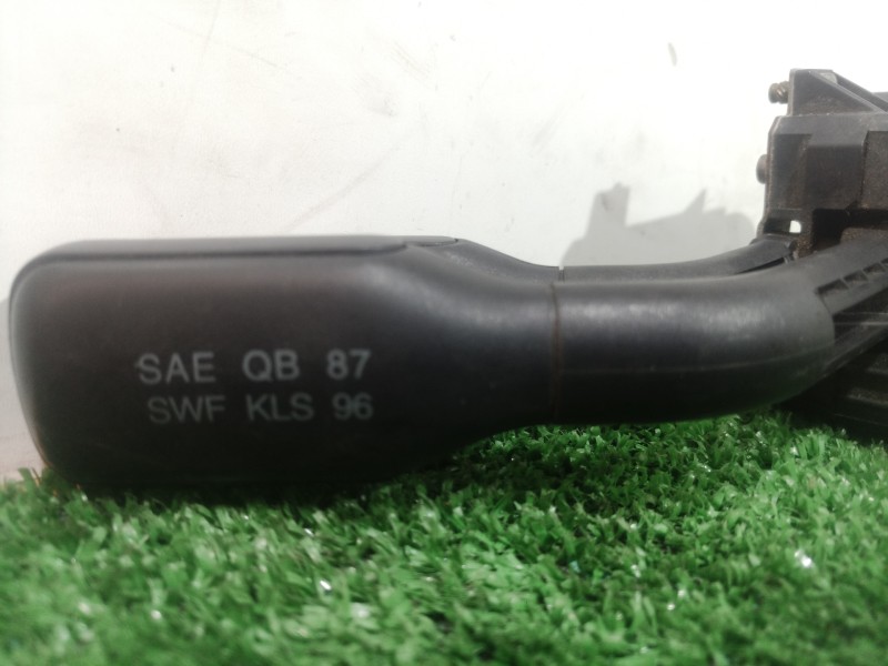 Recambio de mando luces para audi 80 avant referencia OEM IAM 443953513L 443953513L 443953513L