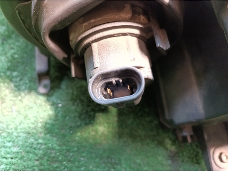 Recambio de faro derecho para bmw serie 3 berlina (e46) 318i referencia OEM IAM 0301089202 0301089202 8361948