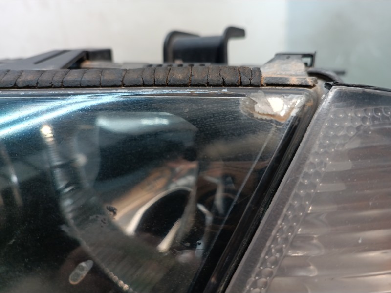 Recambio de faro izquierdo para bmw serie 3 berlina (e46) 318i referencia OEM IAM 0301089201 0301089201 8361947