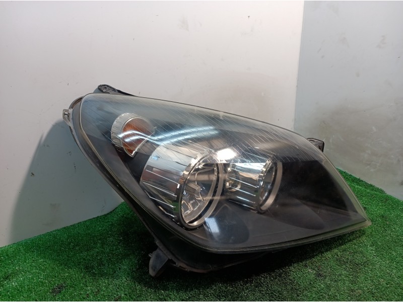 Recambio de faro derecho para opel astra h berlina cosmo referencia OEM IAM 1EG27037032 1EG27037032 1EG27037032