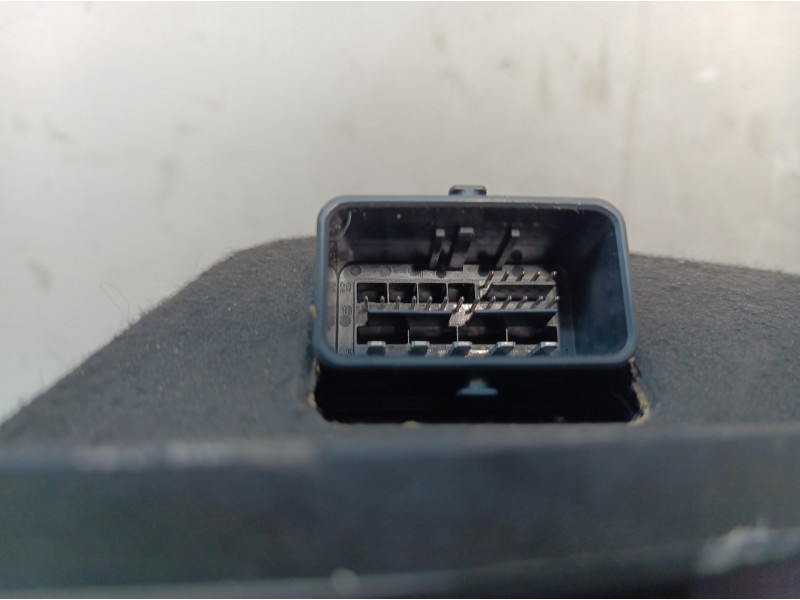 Recambio de freno de mano electrico para citroën c4 picasso business class referencia OEM IAM 965981018004 965981018004 96598101