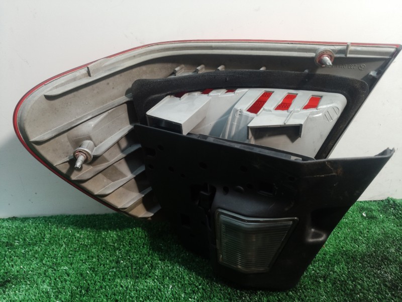 Recambio de piloto trasero izquierdo para bmw serie 3 berlina (e46) 318i referencia OEM IAM 8383821 8383821 8383821