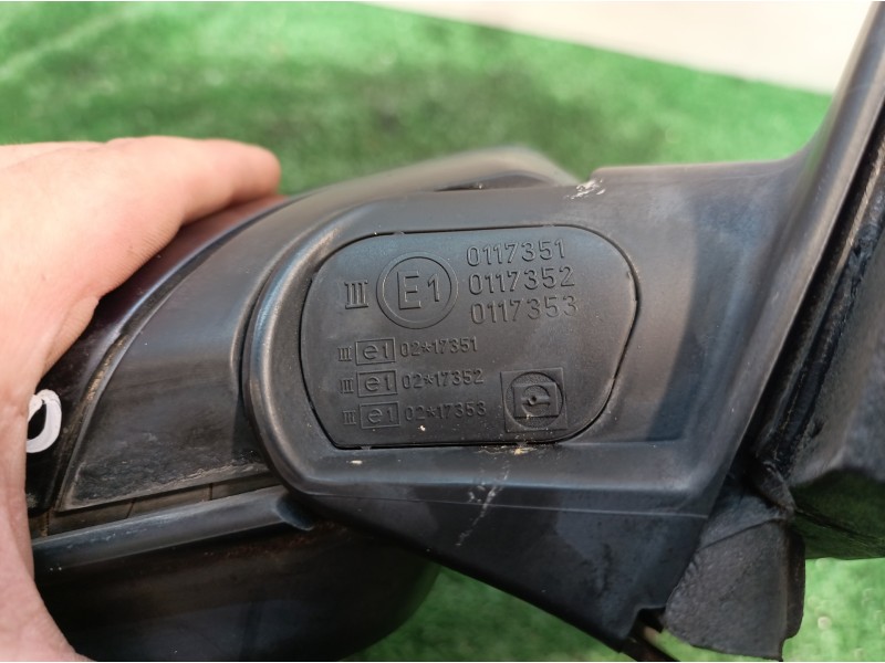 Recambio de retrovisor derecho para bmw serie 3 berlina (e46) 318i referencia OEM IAM 0117351 0117351 0117351
