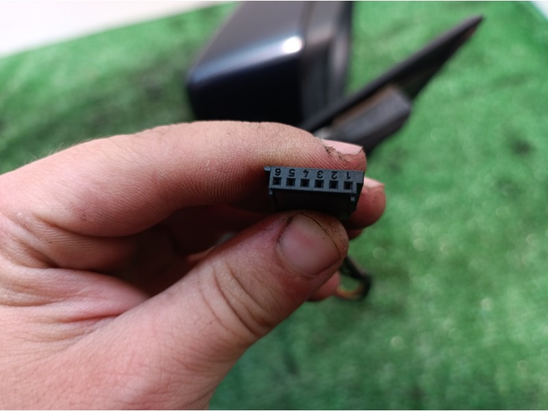 Recambio de retrovisor derecho para bmw serie 3 berlina (e46) 318i referencia OEM IAM 0117351 0117351 0117351