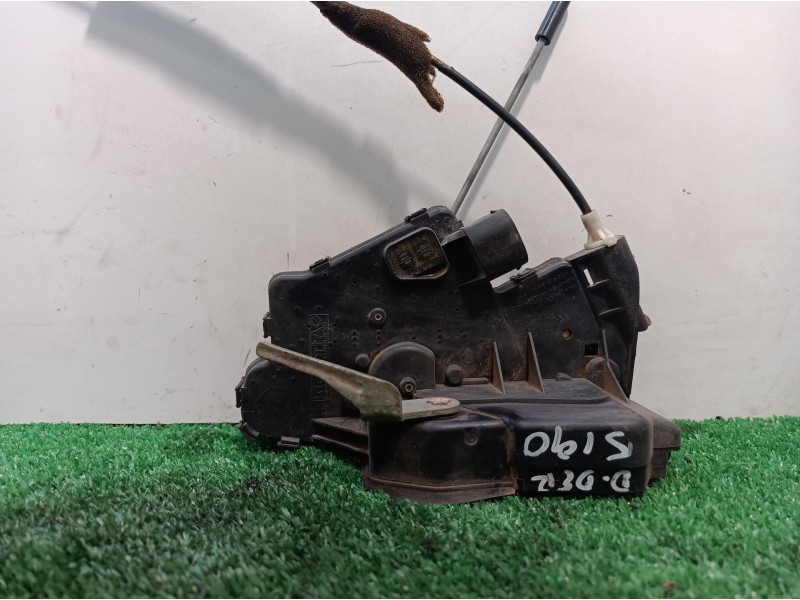 Recambio de cerradura puerta delantera derecha para bmw serie 3 berlina (e46) 318i referencia OEM IAM   