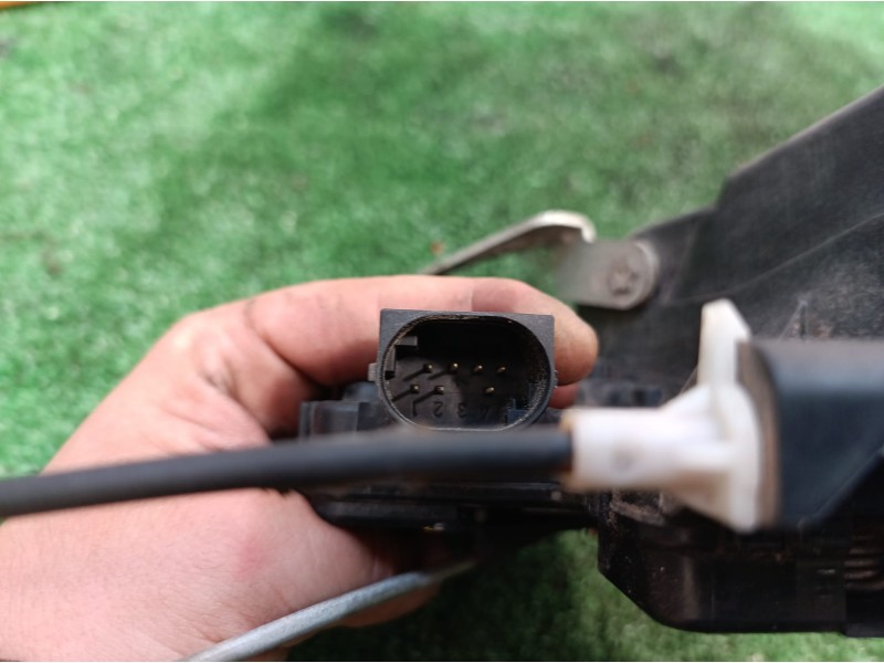 Recambio de cerradura puerta delantera izquierda para bmw serie 3 berlina (e46) 318i referencia OEM IAM   