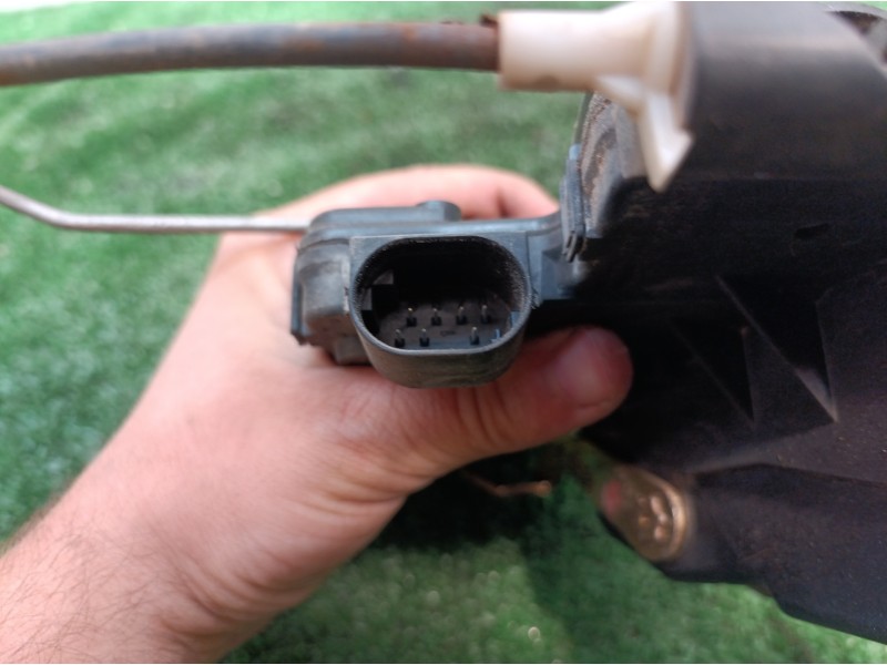 Recambio de cerradura puerta trasera derecha para bmw serie 3 berlina (e46) 318i referencia OEM IAM   