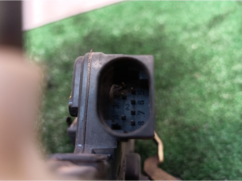 Recambio de cerradura puerta trasera izquierda para bmw serie 3 berlina (e46) 318i referencia OEM IAM   