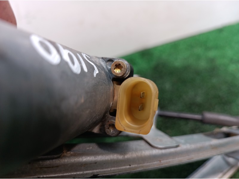 Recambio de elevalunas delantero izquierdo para bmw serie 3 berlina (e46) 318i referencia OEM IAM 676283620630 676283620630 6762