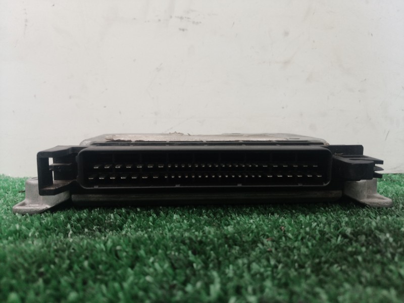 Recambio de centralita motor uce para peugeot 206 berlina xs referencia OEM IAM 9633234280 9633234280 0261206032