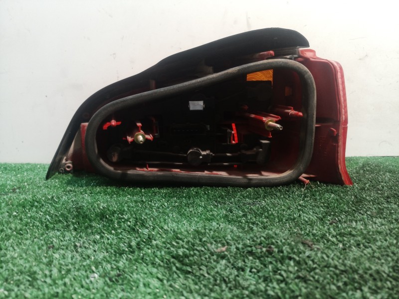 Recambio de piloto trasero izquierdo para peugeot 106 (s2) sport pack referencia OEM IAM ECSRBLPTG123 ECSRBLPTG123 ECSRBLPTG123