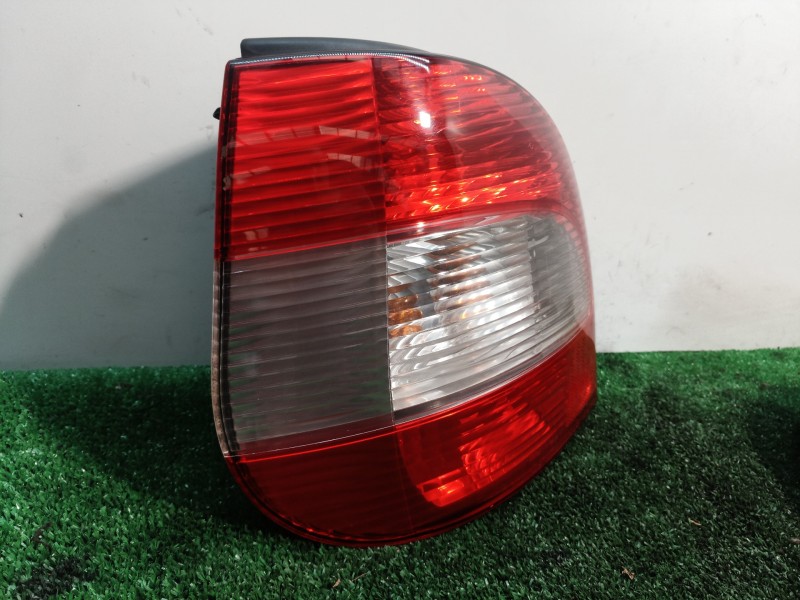 Recambio de piloto trasero izquierdo para renault scenic (ja..) 1.4 16v rxe referencia OEM IAM 2341G 2341G 2341G