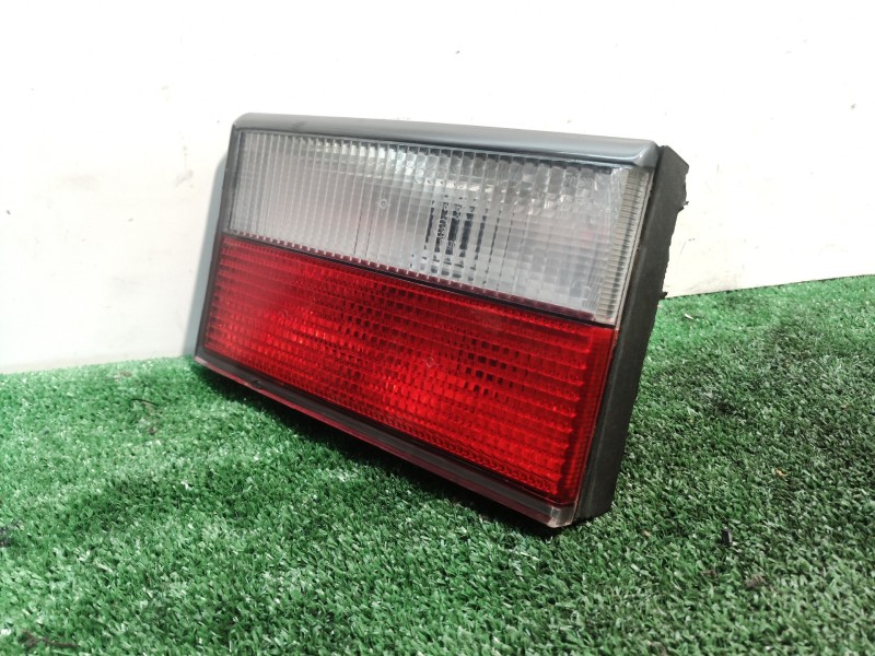 Recambio de piloto trasero derecho interior para citroën xantia berlina attraction referencia OEM IAM 22240234 22240234 22240234