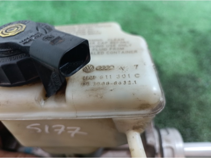 Recambio de bomba freno para seat altea (5p1) sport referencia OEM IAM 1K1611301C 1K1611301C 1K1611301