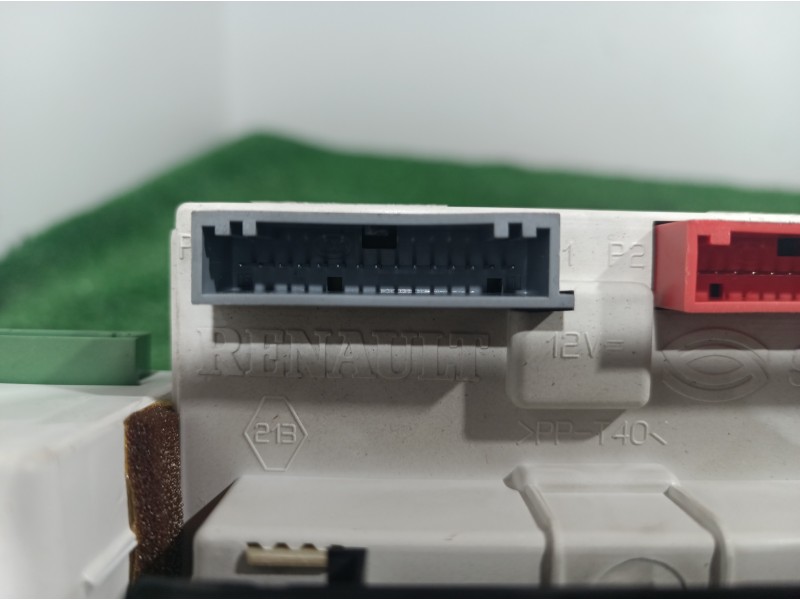 Recambio de pantalla multifuncion para renault laguna ii (bg0) referencia OEM IAM 8200025909 8200025909 216541195A3