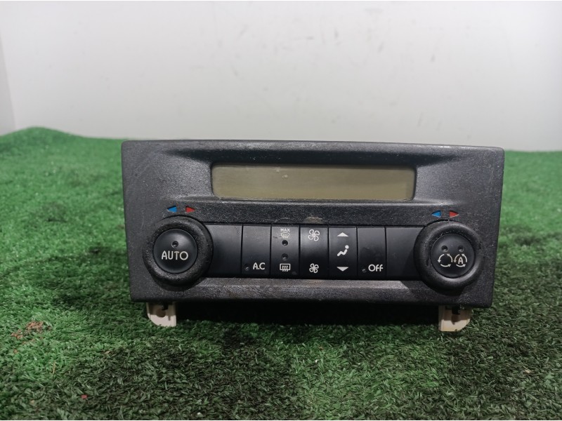 Recambio de mando climatizador para renault laguna ii (bg0) referencia OEM IAM 8200001901C 8200001901C 52485201