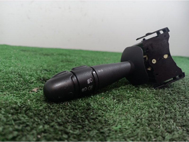 Recambio de mando luces para renault laguna ii (bg0) referencia OEM IAM 8200012245 8200012245 34447701AM