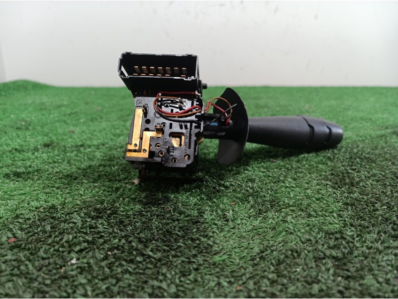 Recambio de mando luces para renault laguna ii (bg0) referencia OEM IAM 8200012245 8200012245 34447701AM