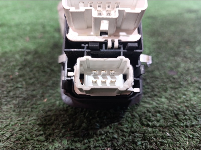 Recambio de mando elevalunas delantero izquierdo para renault laguna ii (bg0) referencia OEM IAM   