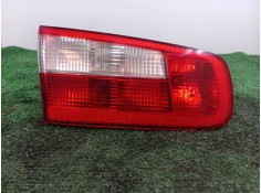 Recambio de piloto trasero izquierdo interior para renault laguna ii (bg0) referencia OEM IAM 8200002475 8200002475 23460102