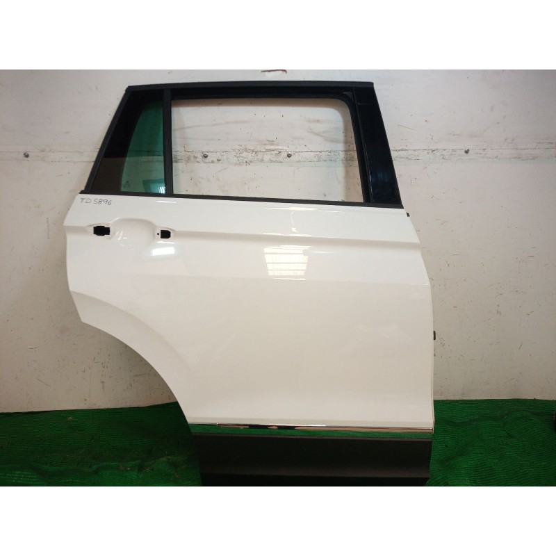 Recambio de puerta trasera derecha para volkswagen tiguan (ad1, ax1) 1.5 tsi referencia OEM IAM   