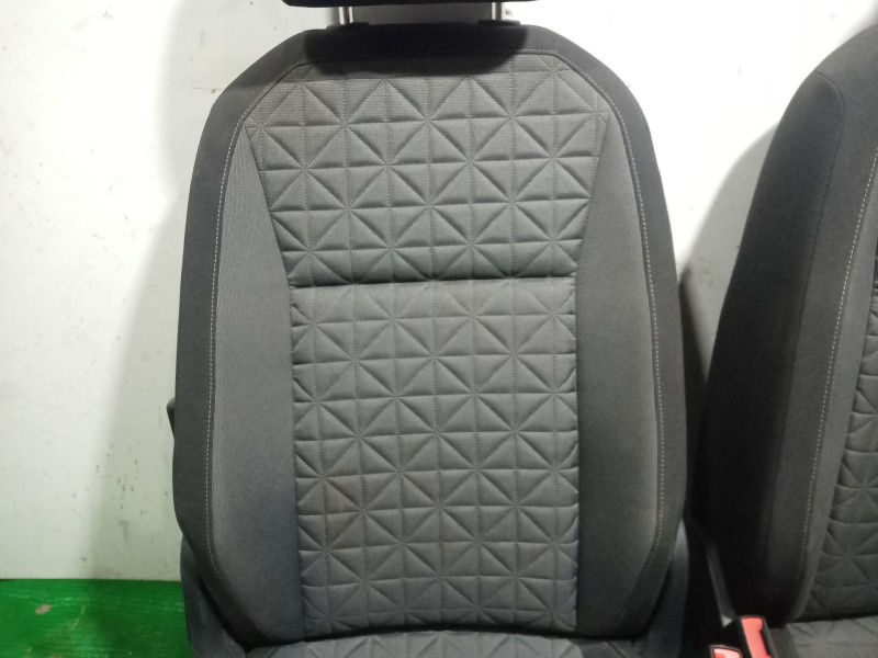 Recambio de juego asientos completo para volkswagen tiguan (ad1, ax1) 1.5 tsi referencia OEM IAM   