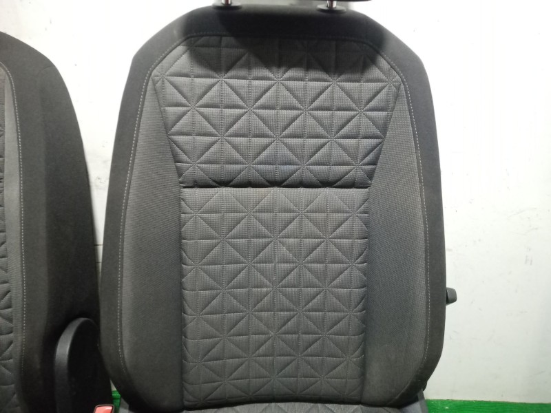 Recambio de juego asientos completo para volkswagen tiguan (ad1, ax1) 1.5 tsi referencia OEM IAM   