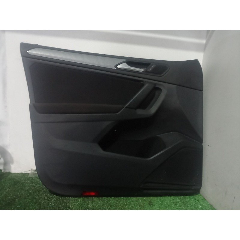 Recambio de guarnecido puerta delantera izquierda para volkswagen tiguan (ad1, ax1) 1.5 tsi referencia OEM IAM   