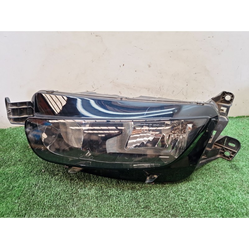 Recambio de faro izquierdo para citroën c4 grand picasso ii (da_, de_) 2.0 bluehdi 150 referencia OEM IAM   