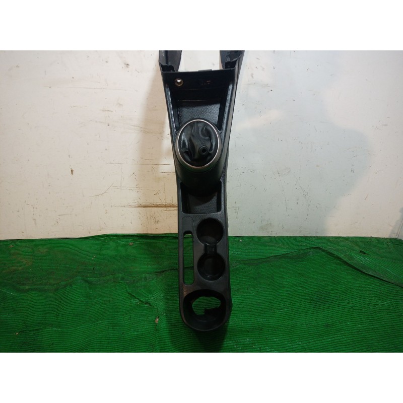Recambio de consola central trasera para hyundai i20 i (pb, pbt) 1.2 referencia OEM IAM 846101JXXX 846101JXXX 846101JXXX