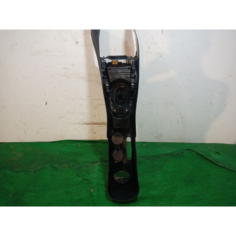 Recambio de consola central trasera para hyundai i20 i (pb, pbt) 1.2 referencia OEM IAM 846101JXXX 846101JXXX 846101JXXX