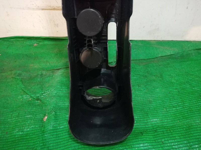 Recambio de consola central trasera para hyundai i20 i (pb, pbt) 1.2 referencia OEM IAM 846101JXXX 846101JXXX 846101JXXX