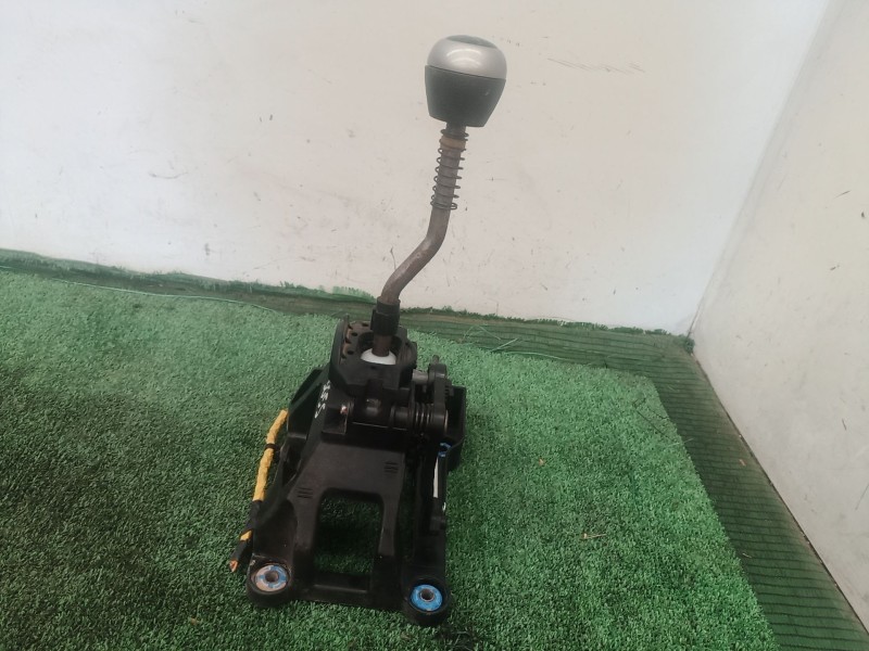 Recambio de palanca cambio para ssangyong tivoli 1.6 referencia OEM IAM   