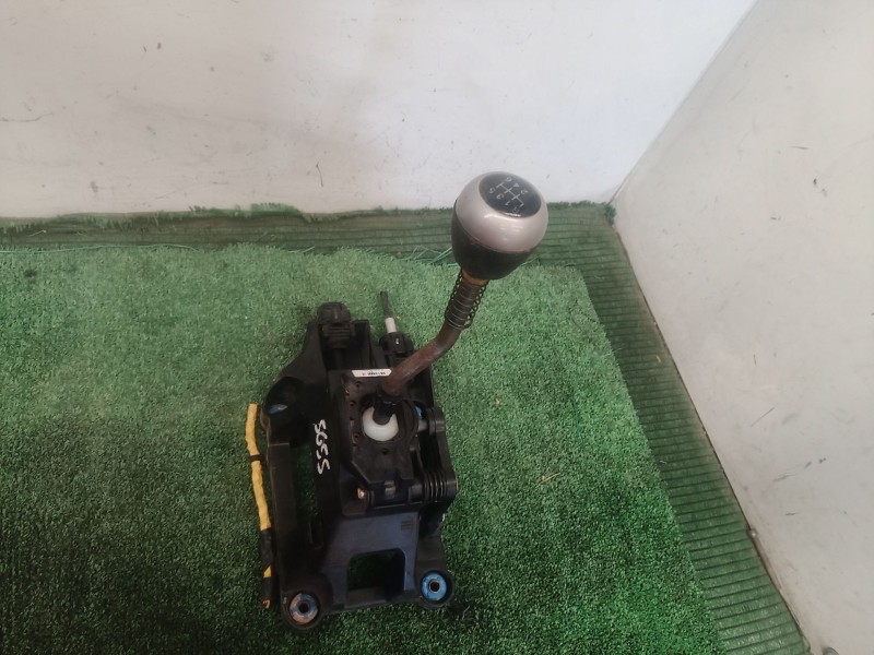 Recambio de palanca cambio para ssangyong tivoli 1.6 referencia OEM IAM   