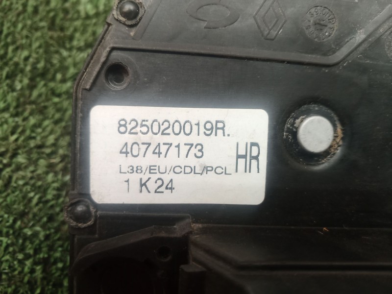 Recambio de cerradura puerta delantera derecha para renault fluence (l3_) z.e. referencia OEM IAM   