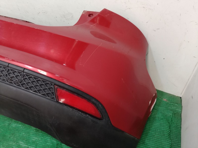 Recambio de paragolpes trasero para ford focus iii 1.6 tdci referencia OEM IAM BM51A17A894A BM51A17A894A BM51A17A894A