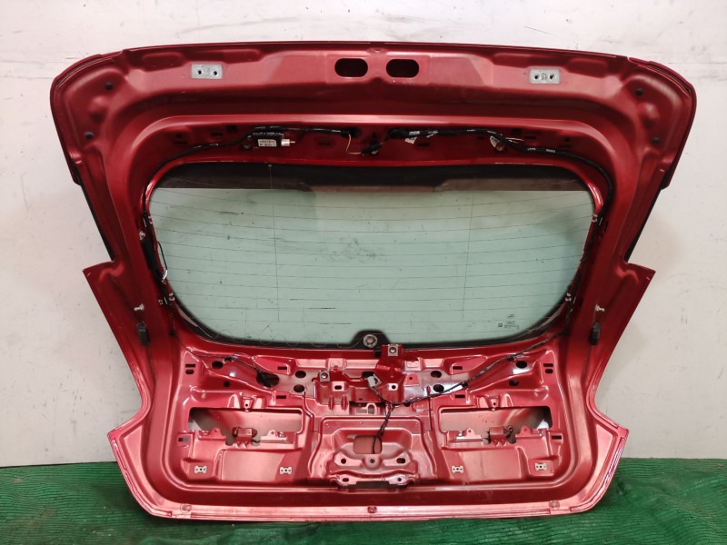 Recambio de porton trasero para ford focus iii 1.6 tdci referencia OEM IAM   