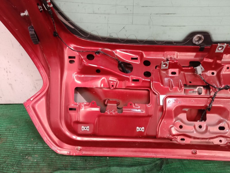 Recambio de porton trasero para ford focus iii 1.6 tdci referencia OEM IAM   