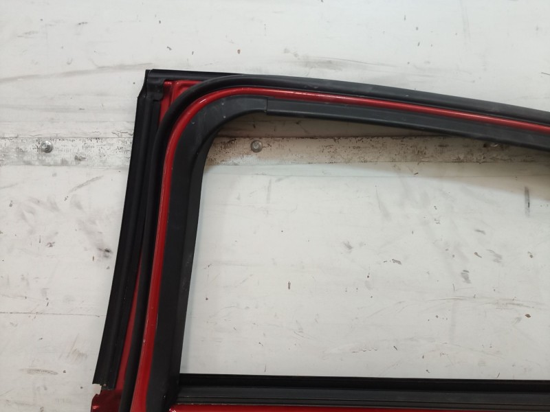 Recambio de puerta trasera derecha para ford focus iii 1.6 tdci referencia OEM IAM BM51A24720B6 BM51A24720B6 BM51A24720B6