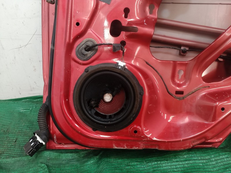 Recambio de puerta trasera derecha para ford focus iii 1.6 tdci referencia OEM IAM BM51A24720B6 BM51A24720B6 BM51A24720B6