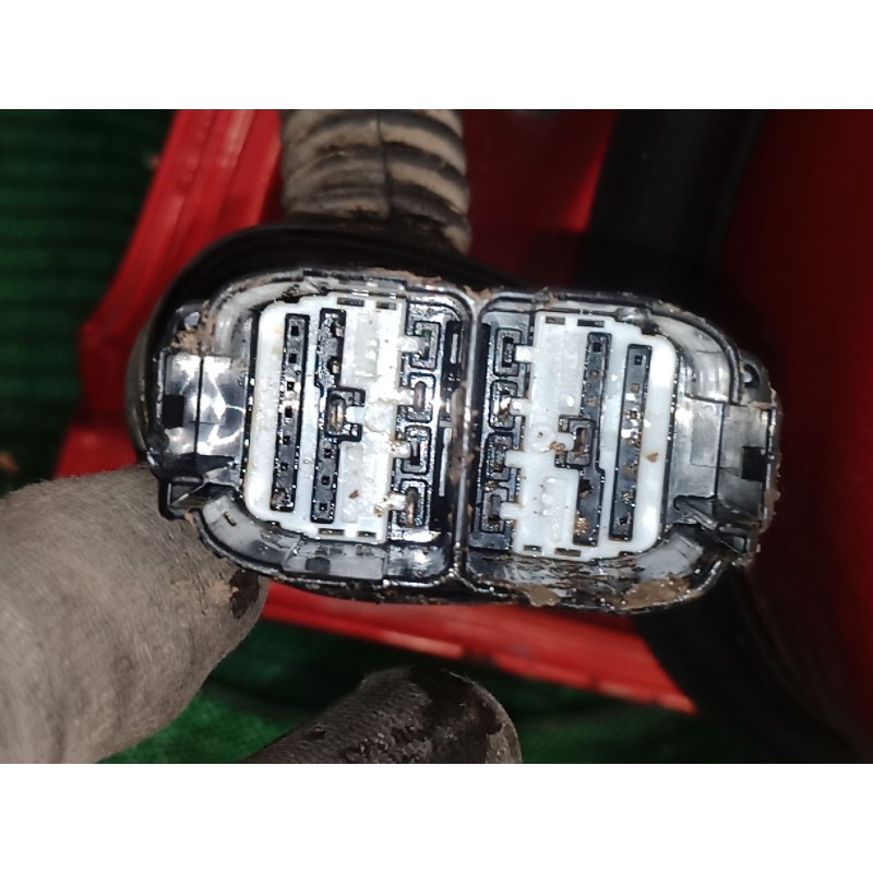 Recambio de puerta trasera derecha para ford focus iii 1.6 tdci referencia OEM IAM BM51A24720B6 BM51A24720B6 BM51A24720B6