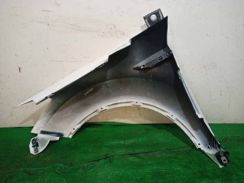 Recambio de aleta delantera derecha para ford kuga ii (dm2) 2.0 tdci referencia OEM IAM   