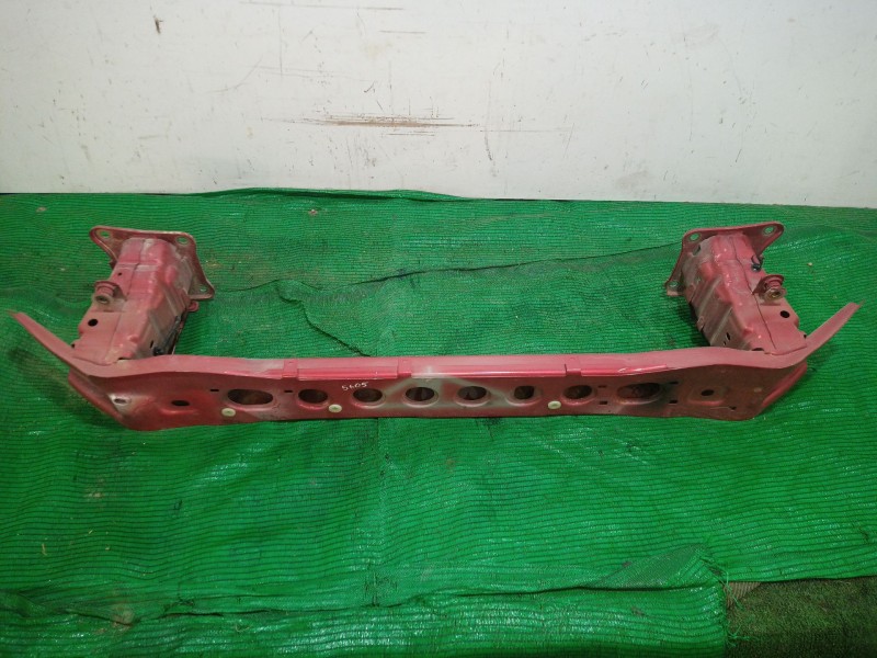 Recambio de refuerzo paragolpes delantero para ford focus iii 1.6 tdci referencia OEM IAM   