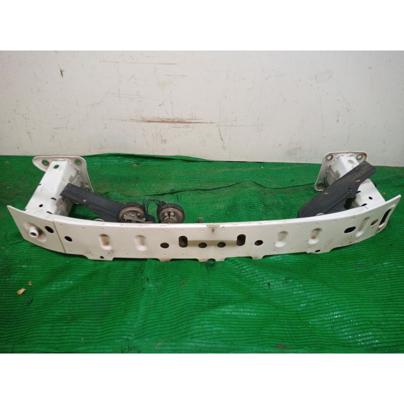 Recambio de refuerzo paragolpes delantero para ford kuga ii (dm2) 2.0 tdci referencia OEM IAM 70022KA6260 70022KA6260 8M51R000K7