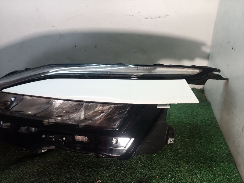 Recambio de faro izquierdo para nissan qashqai iii (j12) 1.3 dig-t referencia OEM IAM 1008d0 1008d0 1008d0