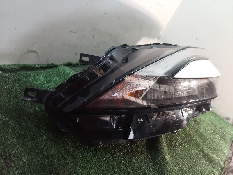 Recambio de faro izquierdo para nissan qashqai iii (j12) 1.3 dig-t referencia OEM IAM 1008d0 1008d0 1008d0